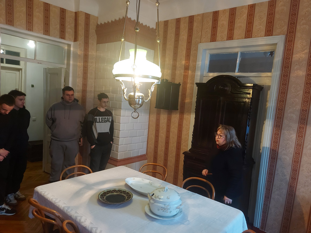 Відвідування музею як важливий елемент формування професійної культури майбутніх лікарів