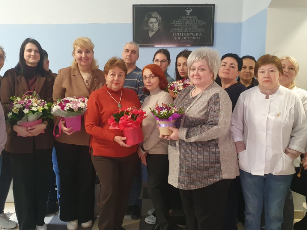 Праця людини – окраса і слава, праця людини – безсмертя її