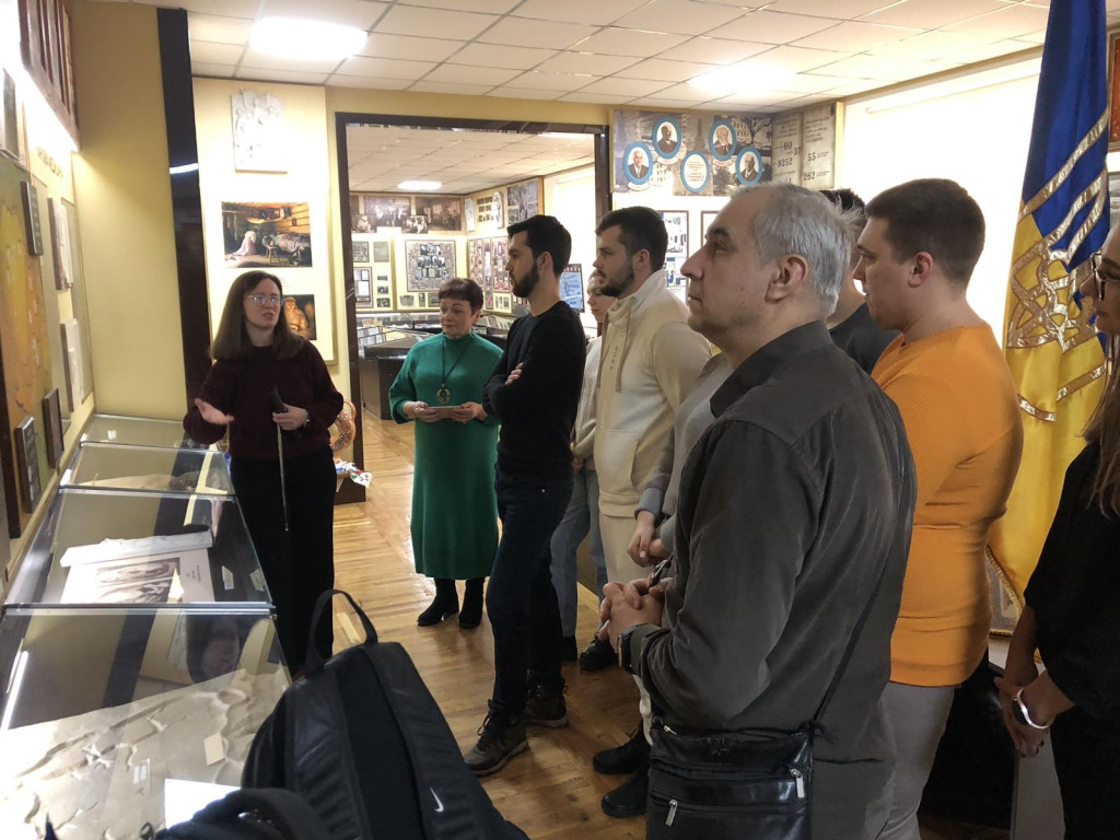 Знайомимось з історією університету